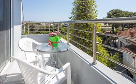 Economisa Apartments